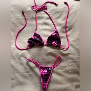 Micro bikini bright pink